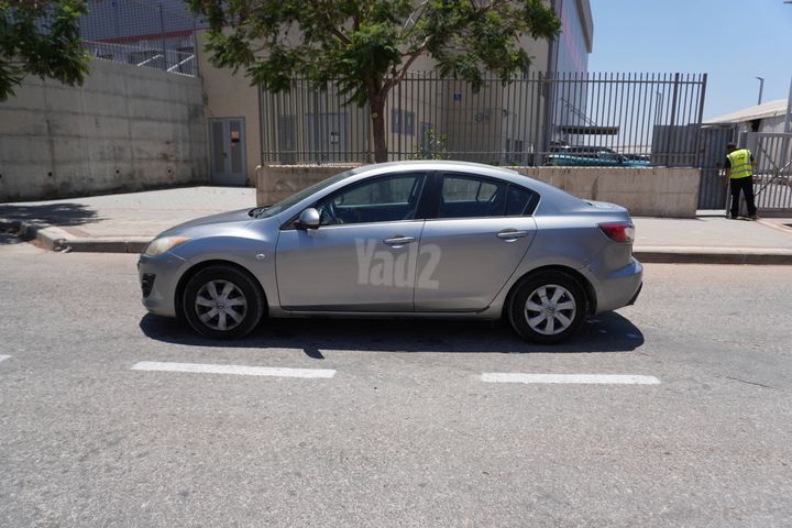 מודעת רכב מאזדה 3