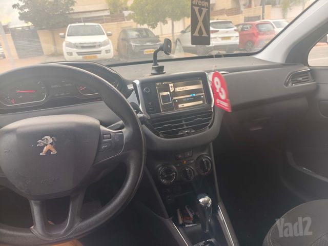 מודעת רכב פיג'ו 208