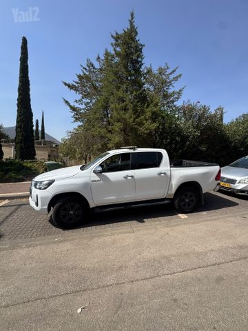 מודעת רכב טויוטה היילקס