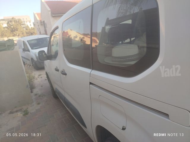 מודעת רכב סיטרואן ברלינגו
