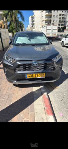 מודעת רכב טויוטה RAV4