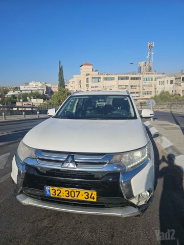 מודעת רכב מיצובישי אאוטלנדר
