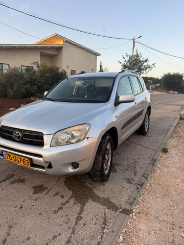 RAV4 GLI אוט׳ 2.0 (152 כ״ס)