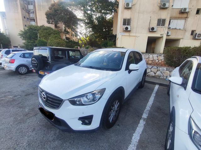 מודעת רכב מאזדה CX-5