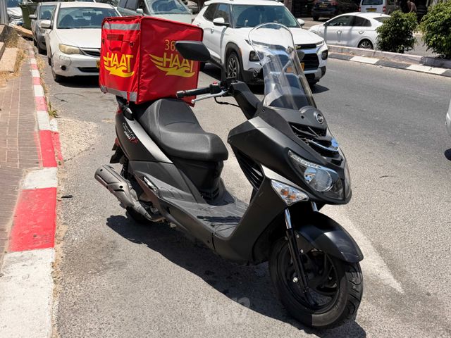 מודעת רכב סאן יאנג ג'וי רייד 200