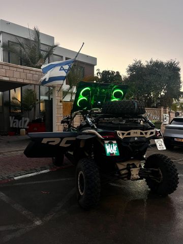 מודעת רכב בומברדיר/קאן אם