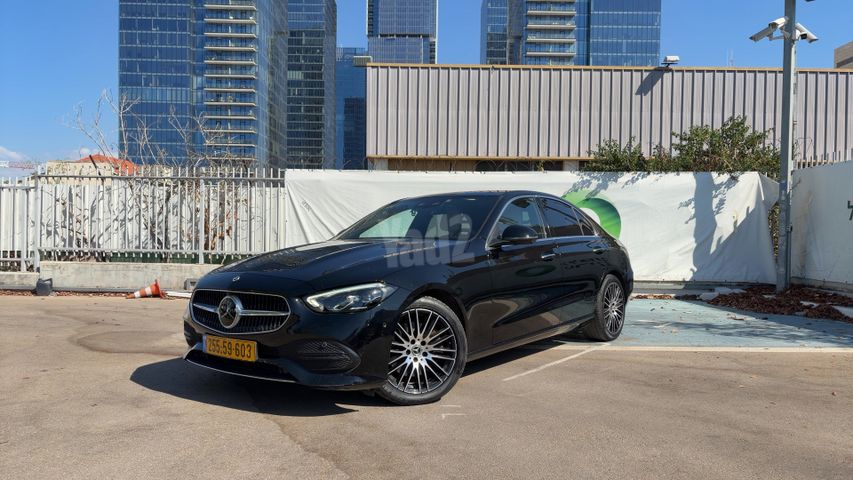 מודעת רכב מרצדס-בנץ C-class