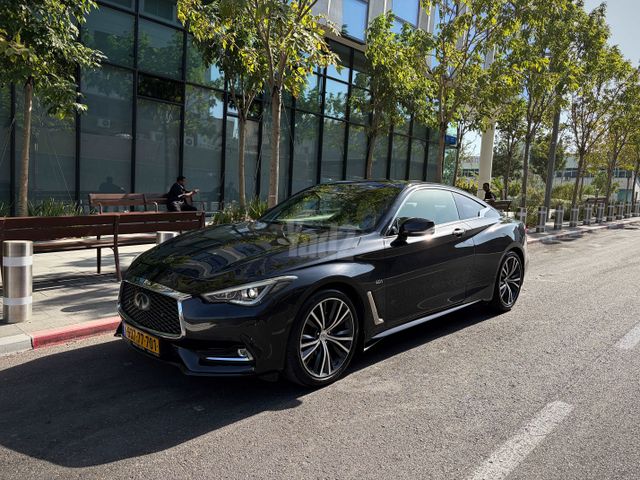 מודעת רכב אינפיניטי Q60
