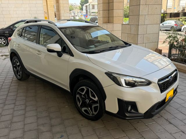 מודעת רכב סובארו XV