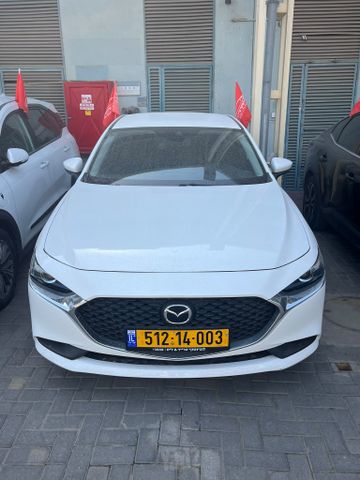 מודעת רכב מאזדה 3