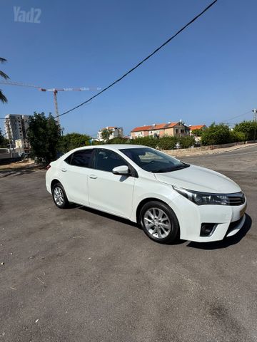 מודעת רכב טויוטה קורולה
