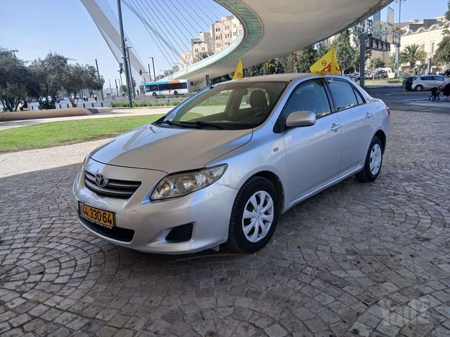 מודעת רכב טויוטה קורולה