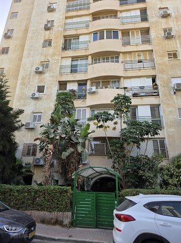 עין גדי 4
