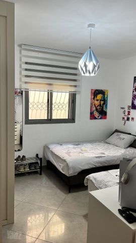 משה קהירי 25