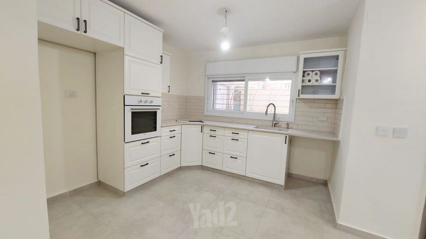 השומר 3
