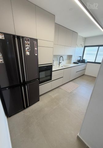 נאות יצחק