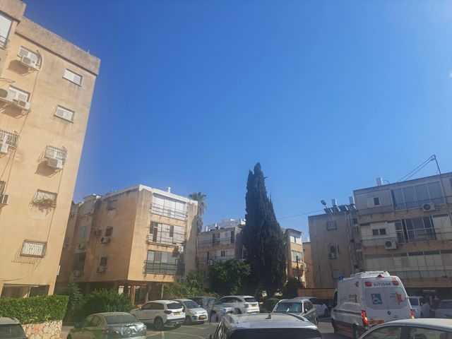 דירה, כפר גנים א, פתח תקווה