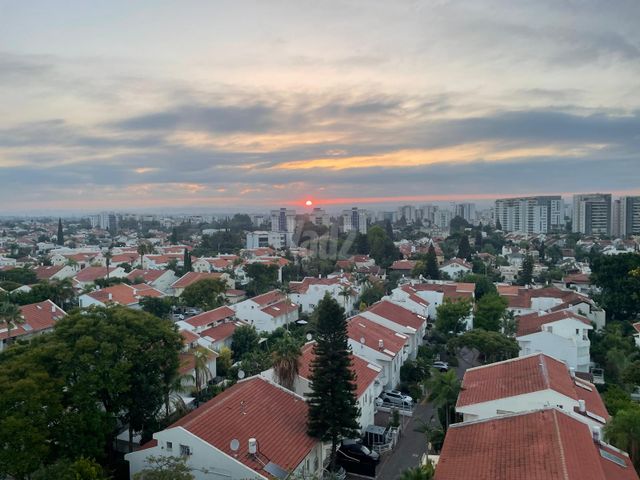 דירה, קרית הסביונים, יהוד מונוסון