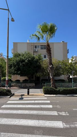 עליזה יאנסן 
