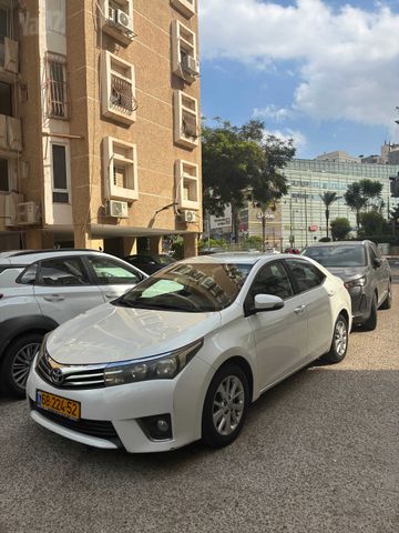 מודעת רכב טויוטה קורולה