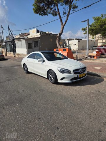 מודעת רכב מרצדס-בנץ CLA