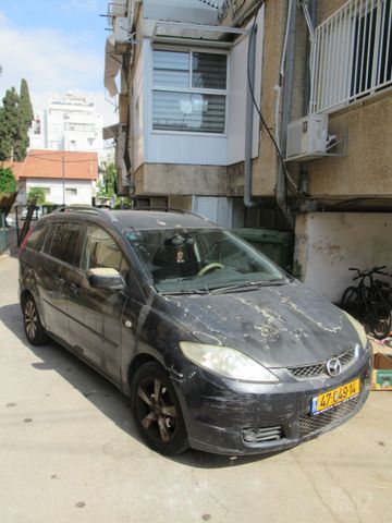מודעת רכב מאזדה 5