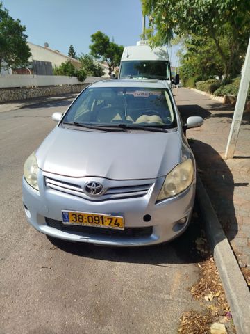 מודעת רכב טויוטה אוריס