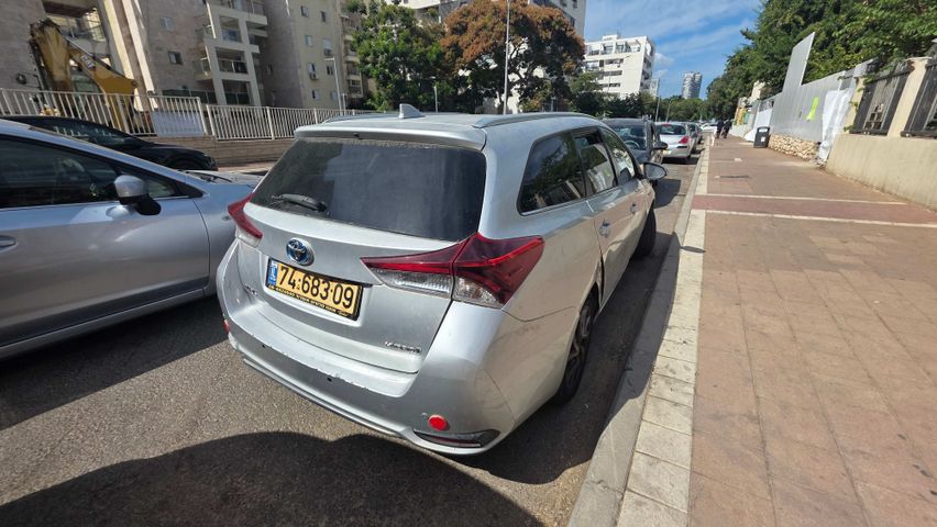 מודעת רכב טויוטה אוריס