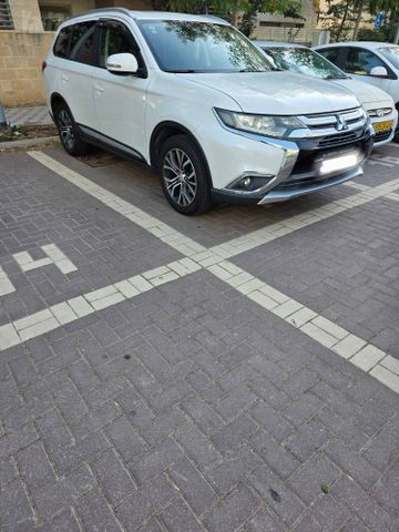 מודעת רכב מיצובישי אאוטלנדר