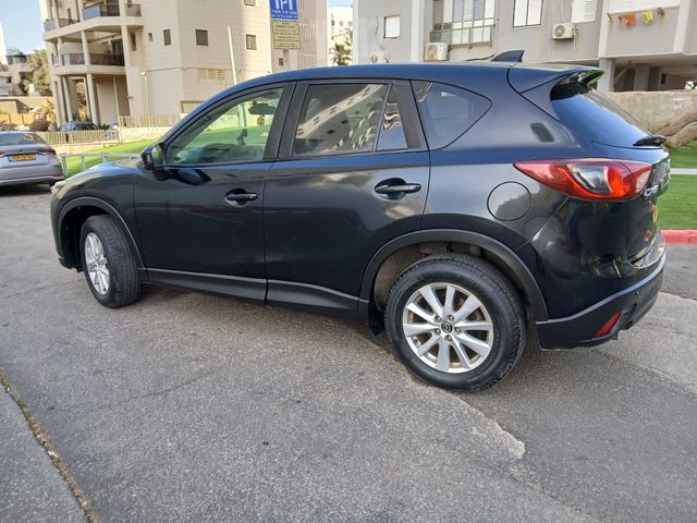 מודעת רכב מאזדה CX-5