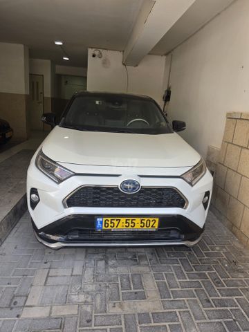 מודעת רכב טויוטה RAV4
