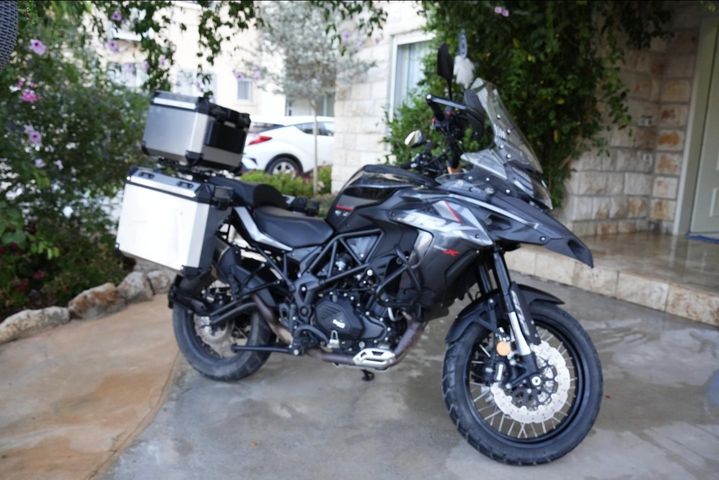 מודעת רכב בנלי TRK502X
