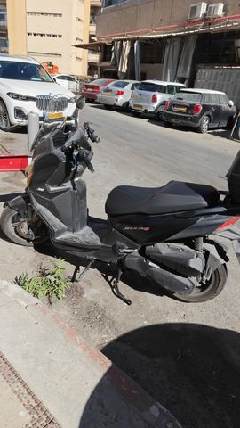 מודעת רכב סאן יאנג ג'וירייד 300 16