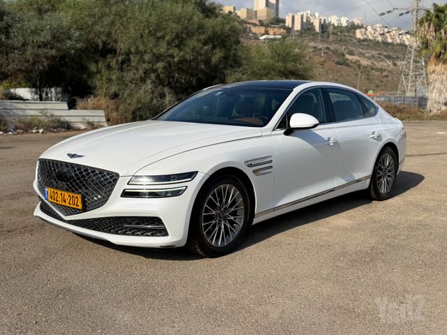 מודעת רכב ג'נסיס G80