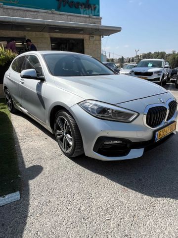 מודעת רכב ב מ וו סדרה 1