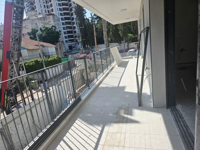 הפורצים 