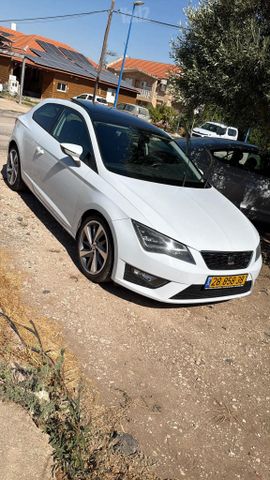 מודעת רכב סיאט לאון