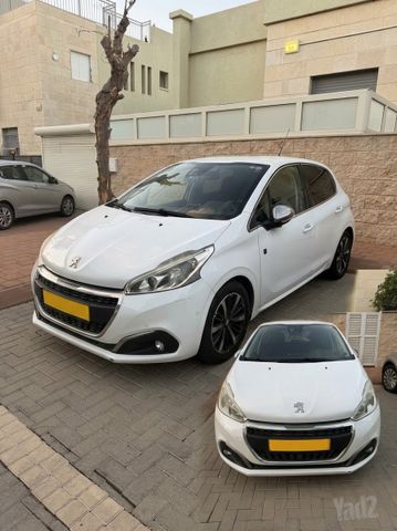 מודעת רכב פיג'ו 208
