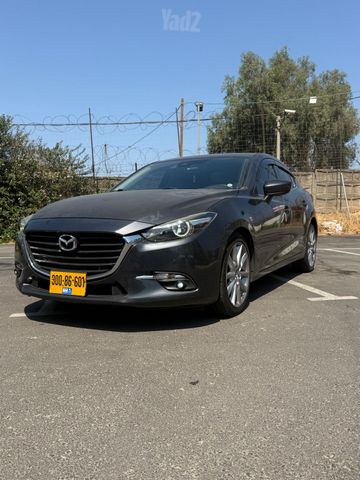 מודעת רכב מאזדה 3
