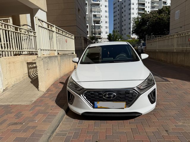מודעת רכב יונדאי איוניק