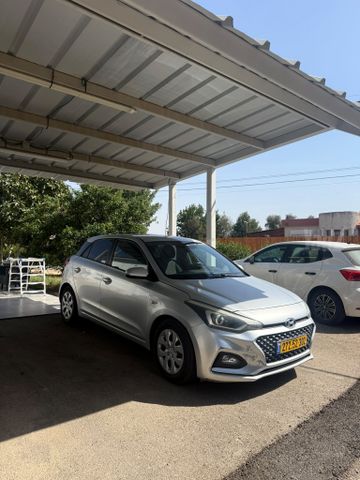 מודעת רכב יונדאי i20