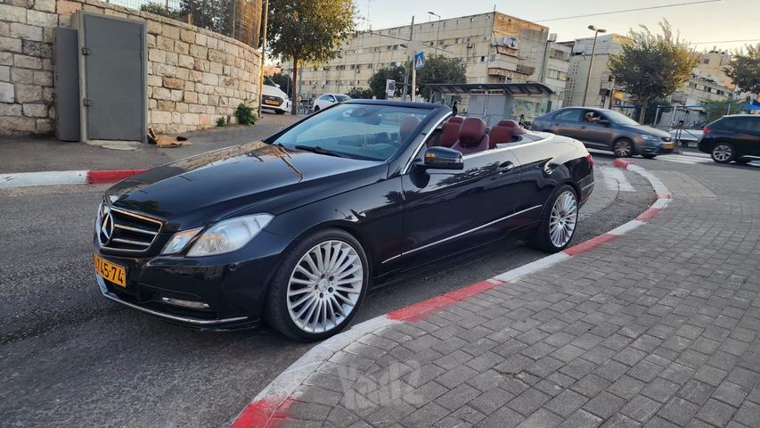 מודעת רכב מרצדס-בנץ E-class
