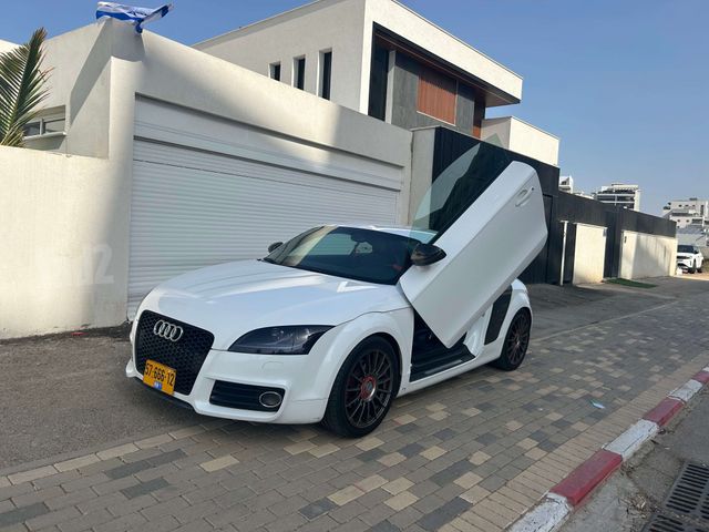 מודעת רכב אאודי TT