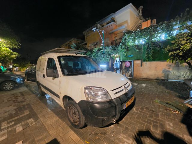 מודעת רכב סיטרואן ברלינגו 