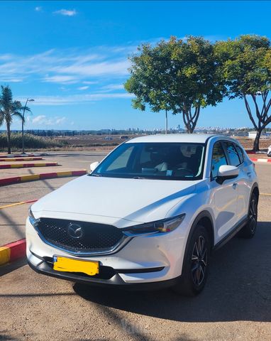 מודעת רכב מאזדה CX-5