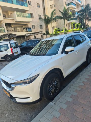 מודעת רכב מאזדה CX-5
