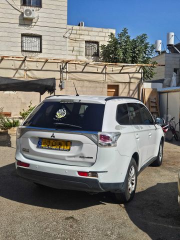 מודעת רכב מיצובישי אאוטלנדר