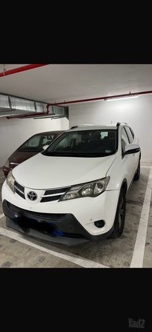 מודעת רכב טויוטה RAV4