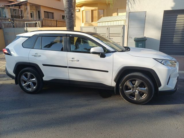 מודעת רכב טויוטה RAV4