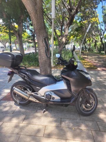 מודעת רכב הונדה אינטגרה 700